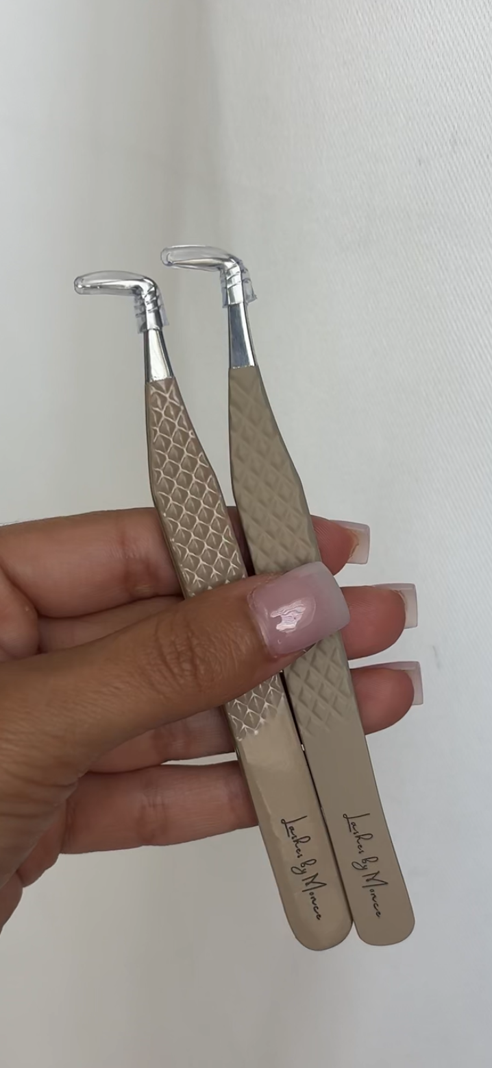 90 Degree Boot Tweezer